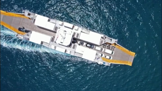 Barge de Mayotte à Mamoudzou