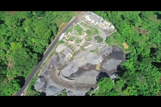 Carrière de Moutsamoudou vue par drone