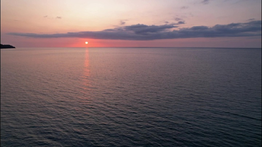 Coucher de soleil sur la mer