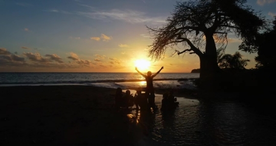 Coucher de soleil sur MBouanatsa