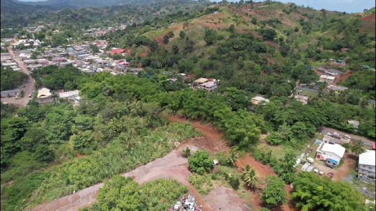 Dzoumogné Village