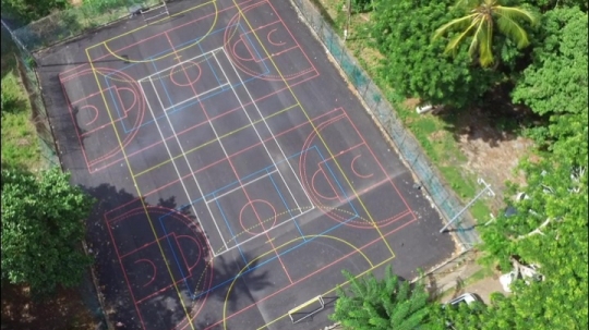 Plateau sportif de M'Bouanatsa vu par drone