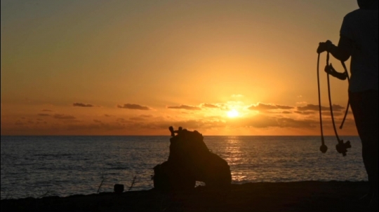 Préparatifs plongée de nuit - Coucher de soleil