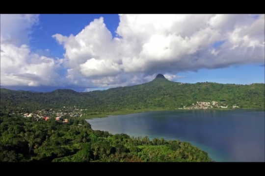Vue par drone de Kani Keli et environs