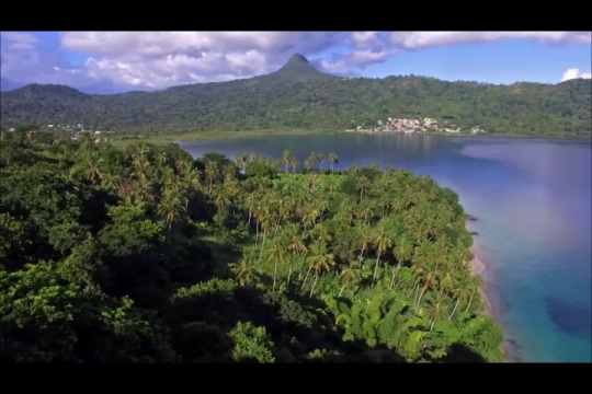 Vue par drone de Kani Keli et environs