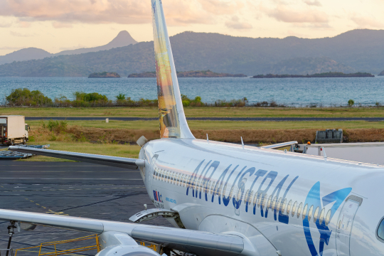 Avion Air Austra et lagon