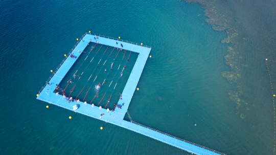 Bassin de natation pour les scolaires