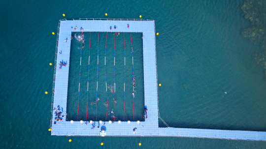 Bassin de natation pour les scolaires