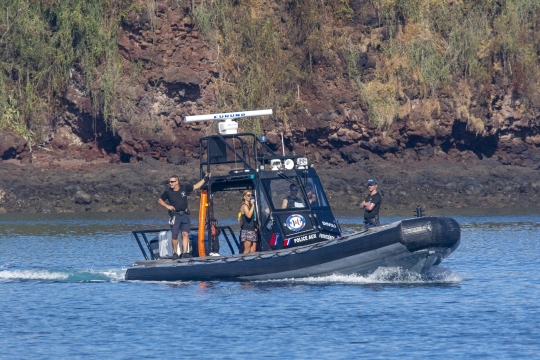 Bateau de la police aux frontières