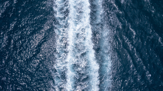 Dans le sillage de la barge