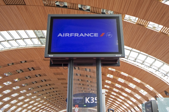 Ecran porte embarquement Air France CDG