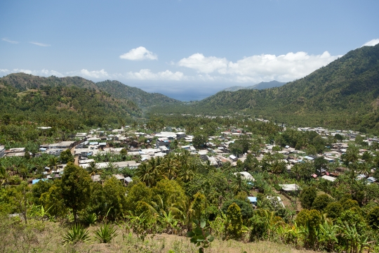 GLB0193 Anjouan village dans les hauts