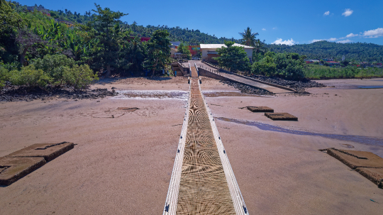 Ponton de Kani Keli