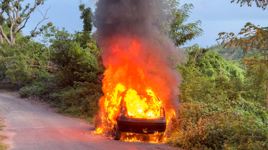 Voiture en feu