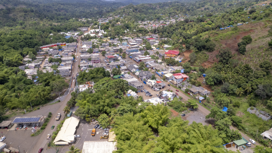Vue aérienne du village de Dzoumogné