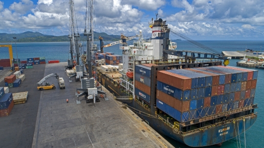 Zone portuaire de Longoni vue par drone